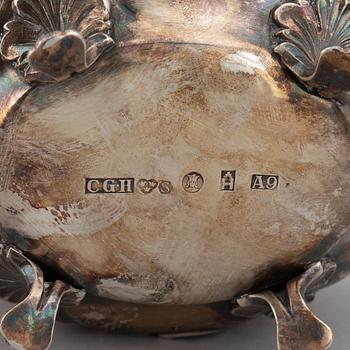 Cg Hallberg, a Rococo style three piece silver service, Stockholm 1951,