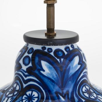 Thure Öberg, bordslampa, signerad T. Ö. Arabia 1910-1920-tal.