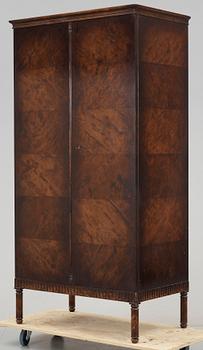 KLÄDSKÅP, "Coolidge", Axel Einar Hjort, Nordiska Kompaniet, 1927-30.