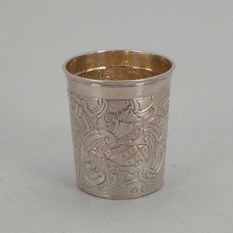 BÄGARE, silver, Moskva 1751. Vikt 87 g.