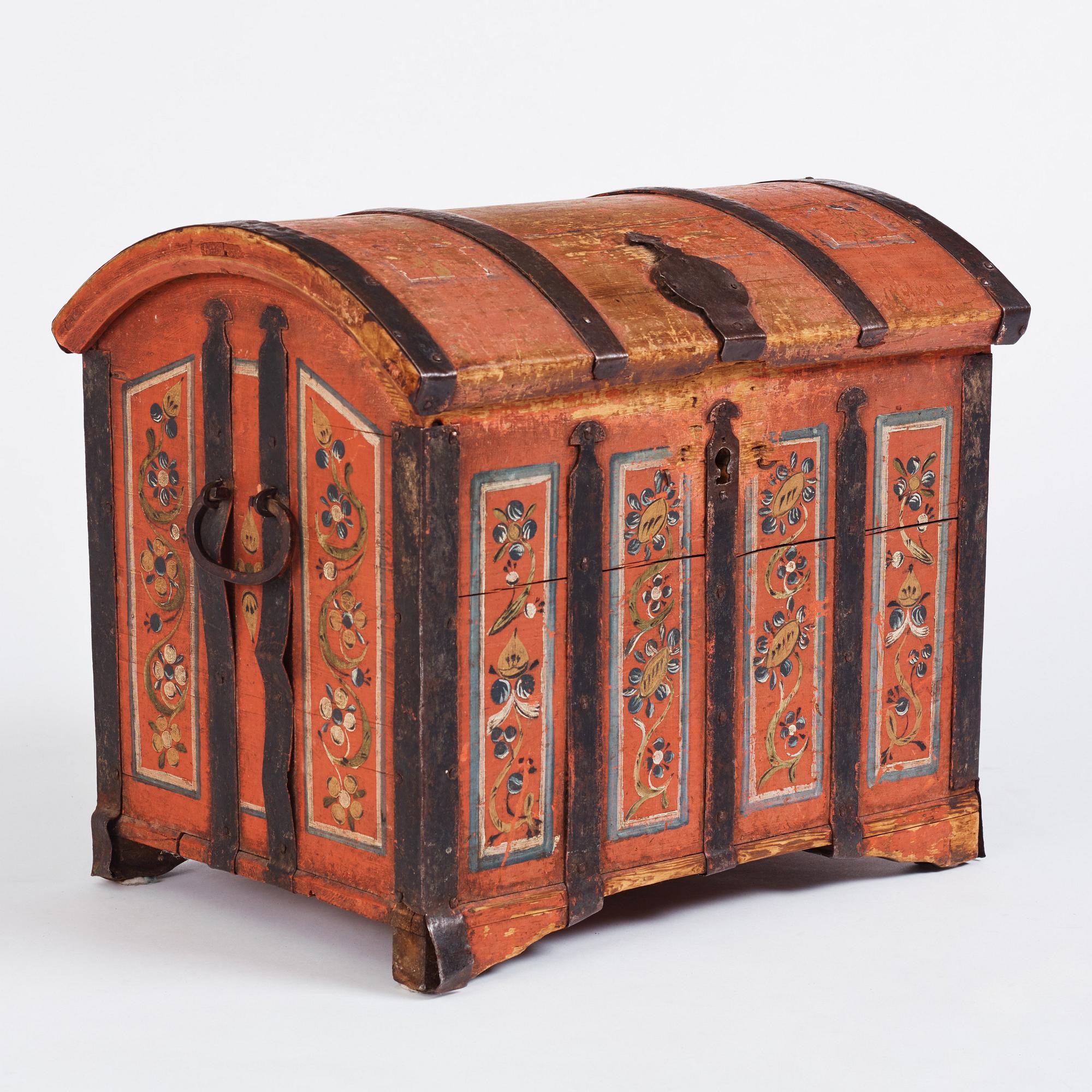 A painted provincial chest, Norbotten, Sweden, dated 1827.