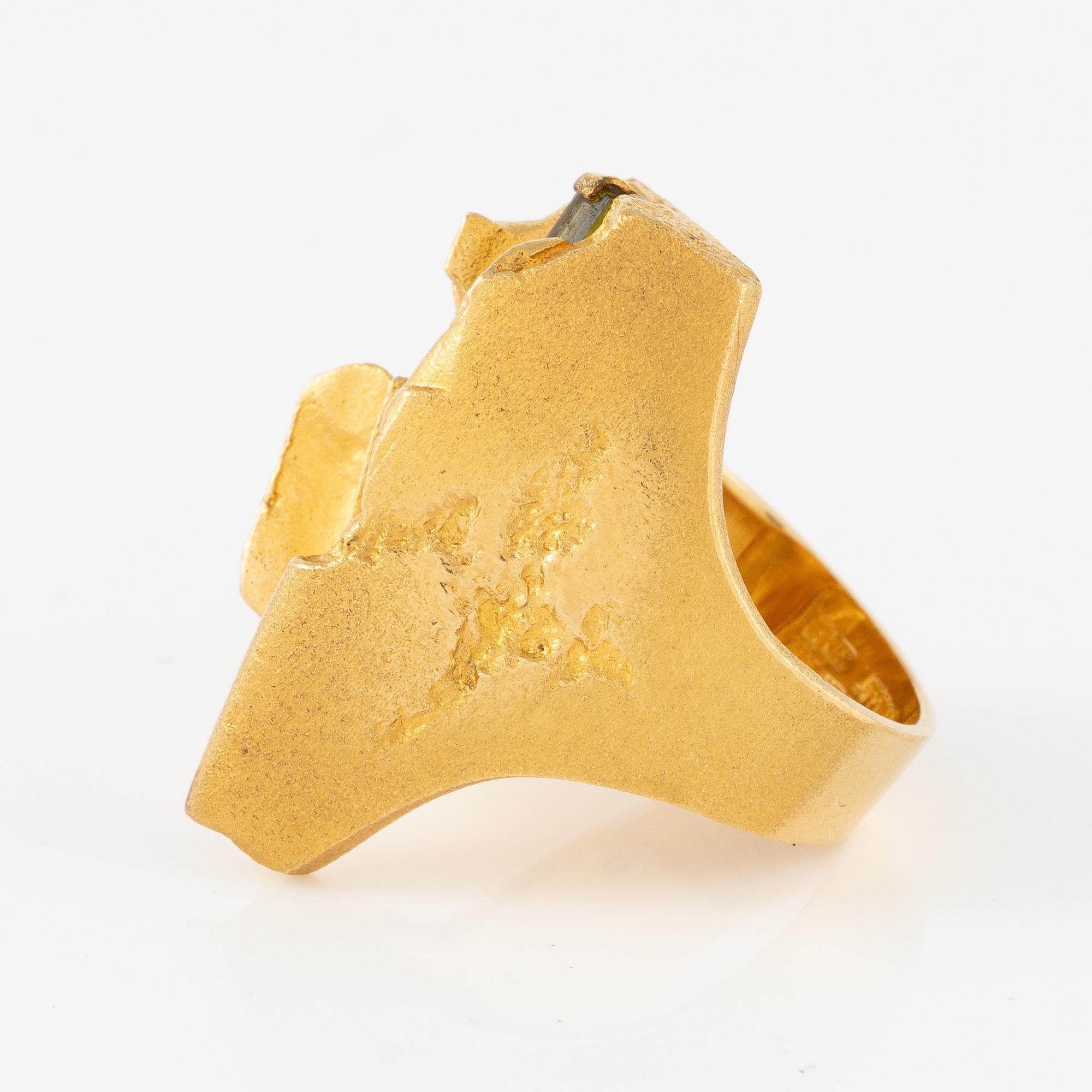 A Björn Weckström ring "Tourmaline river" 18K gold with tourmaline, for Lapponia.