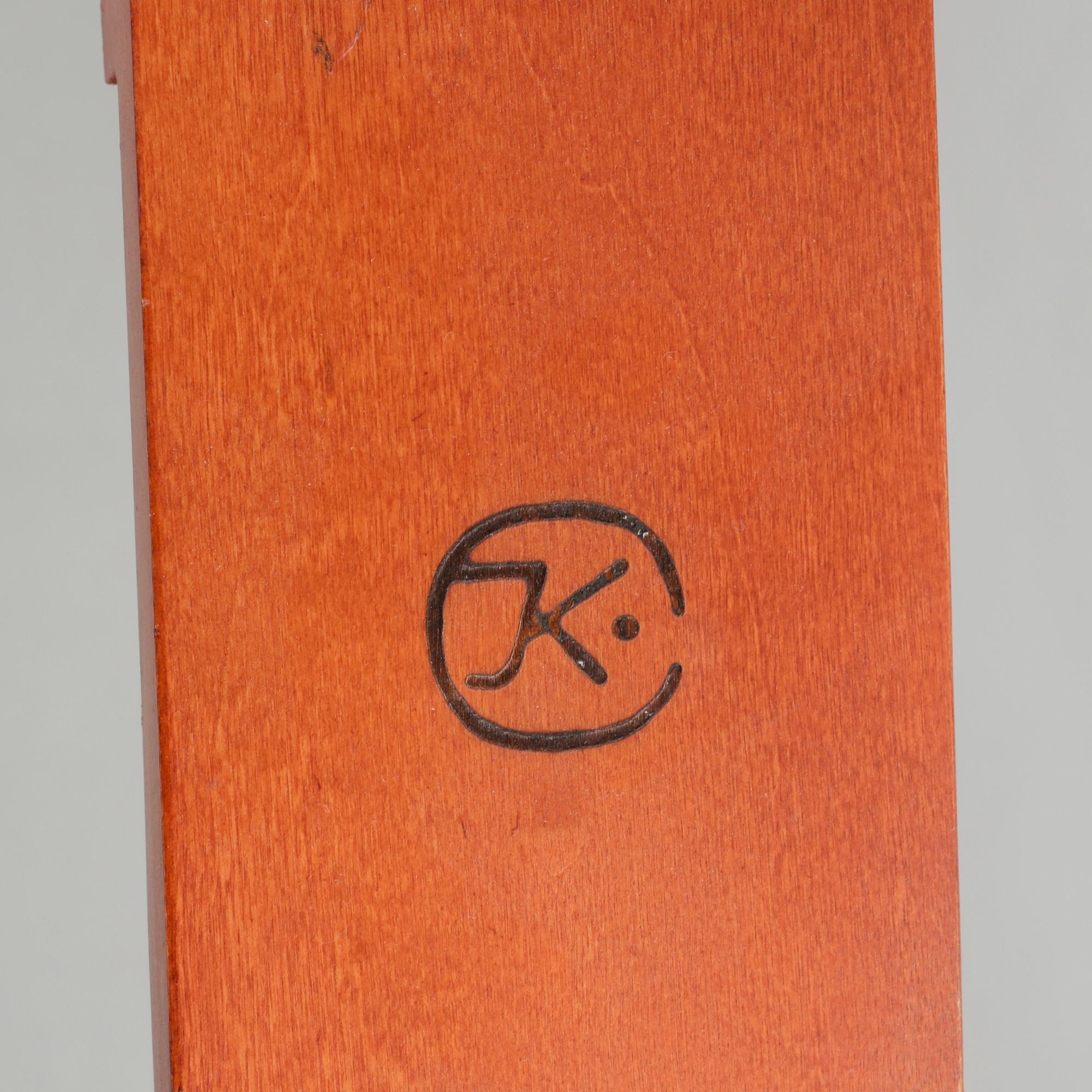 HYLLA, "Pilaster", John Kandell, Källemo, 1900/2000-tal.