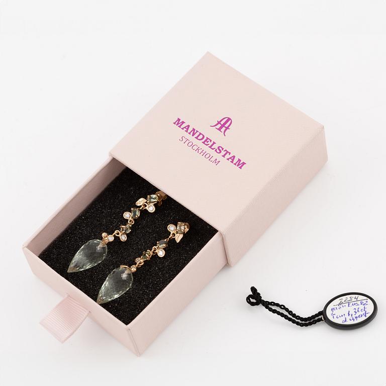 Earrings, Mandelstam, 18K gold with briolette-cut green quartz, green tourmalines, and brilliant-cut diamonds.