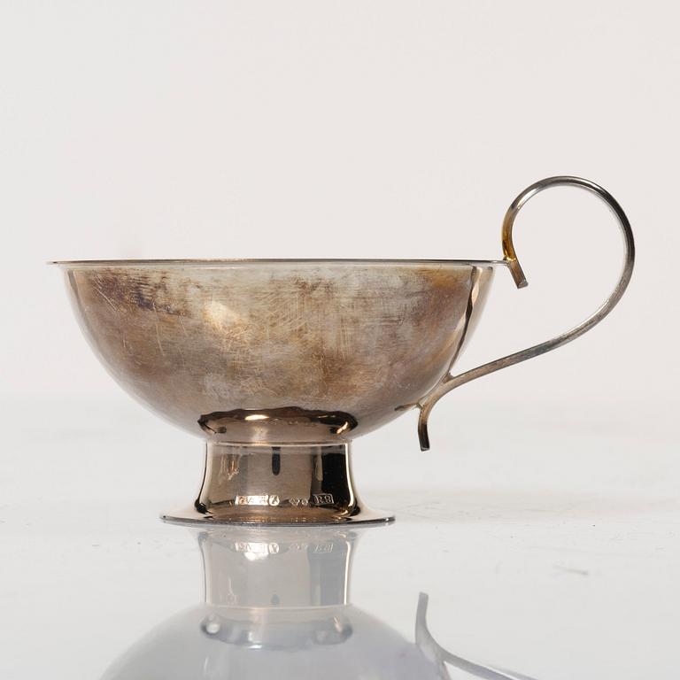 Guldsmedsaktiebolaget (GAB), A set of twelve silver punch mugs, Stockholm 1967-1968.