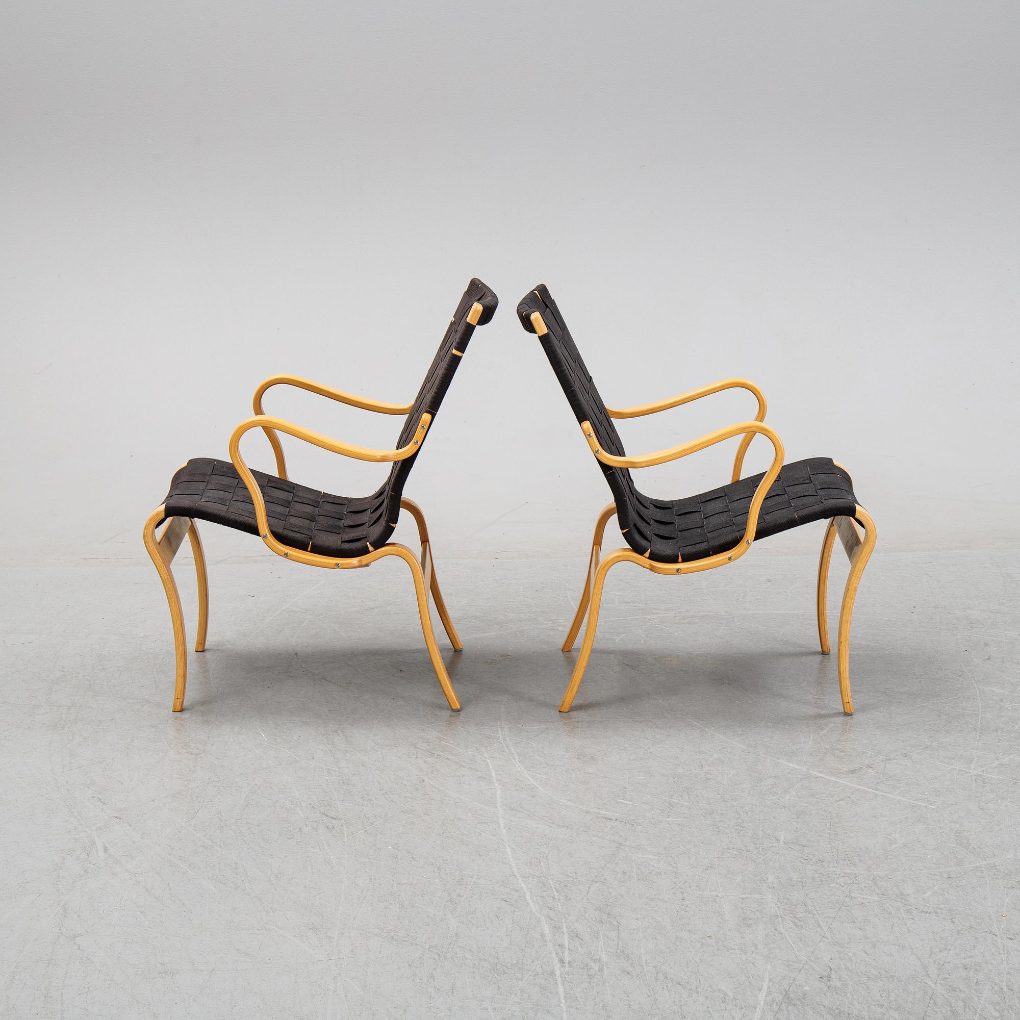 Bruno Mathsson, a pair of 'Mina' beech easy chairs, Bruno Mathsson International, Värnamo, 1995-96.