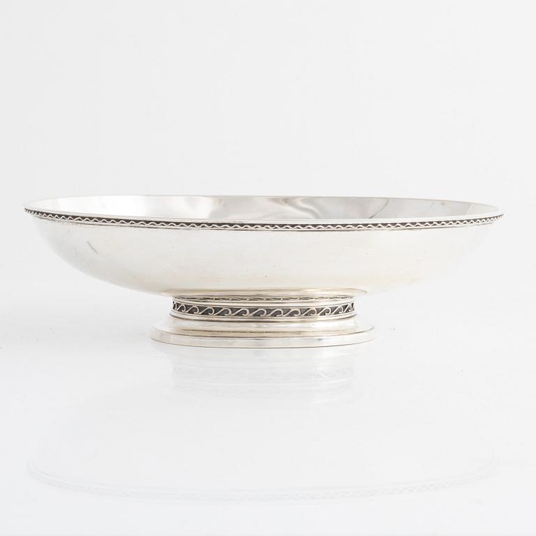 Eric Råström, a silver bowl, Råström & Carlman Silversmide Ab, Stockholm, Sweden, presumbaly 1943.