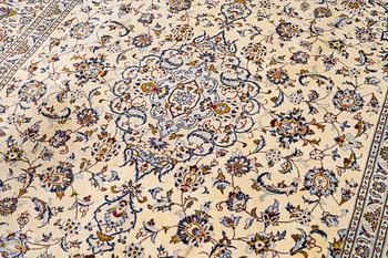 Carpet, Keshan, approx. 355 x 245 cm.