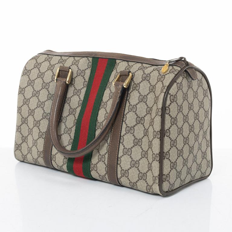Gucci, Translation: "bag, vintage".