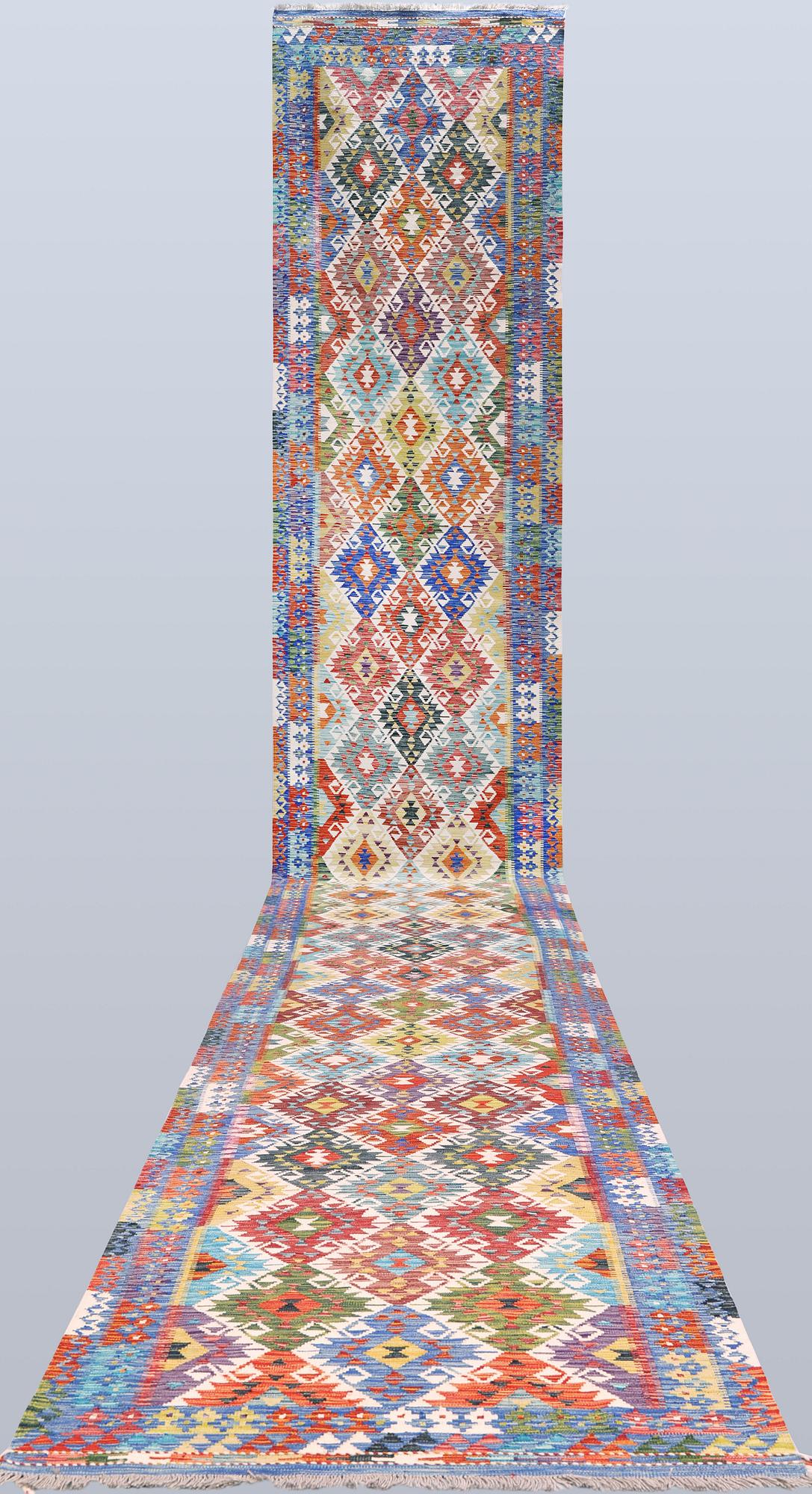 Gallerimatta, Kelim, ca 892 x 122 cm.