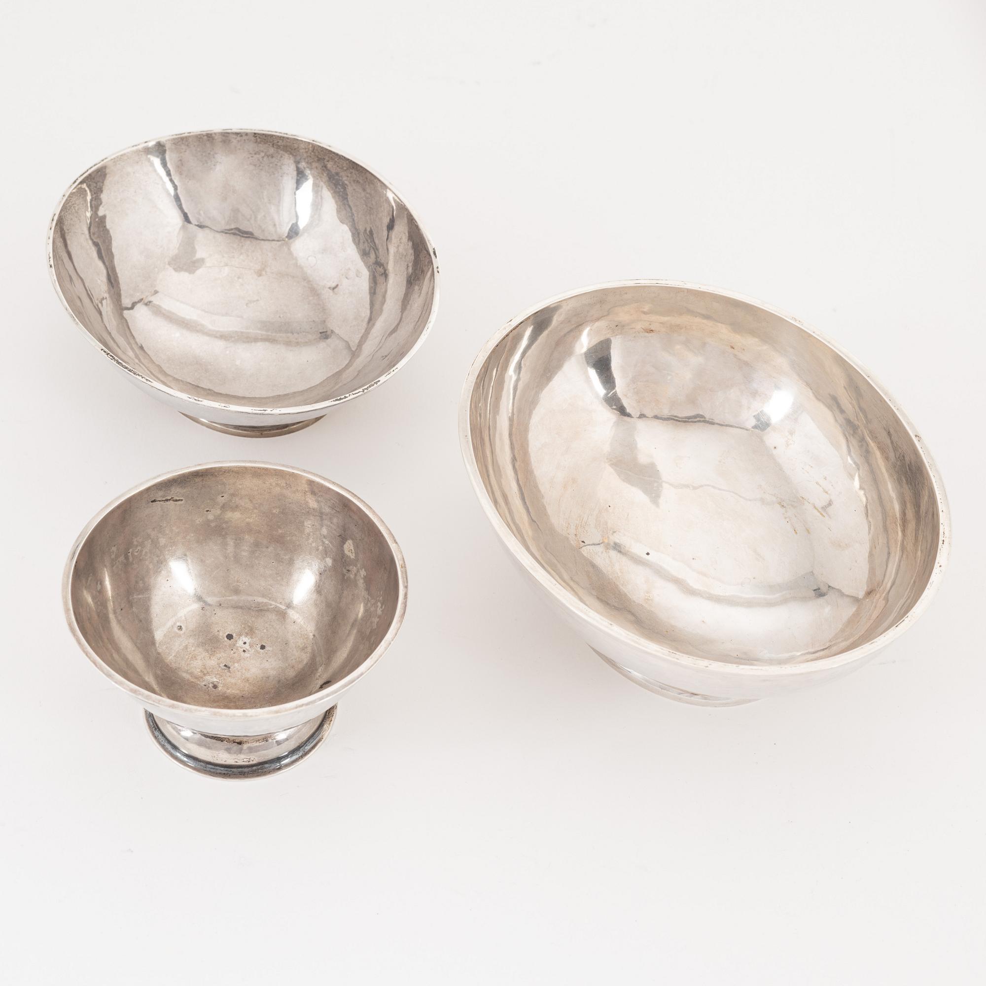 Three Swedish sterling silver bowls, mark of Jüri Lossmann, Stockholm.