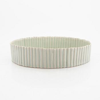 Signe Persson-Melin, a glazed stoneware bowl handsigned and dated 07.