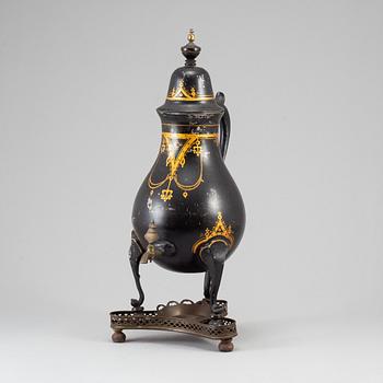 A painted pewter tea urn, 18th/19th century.