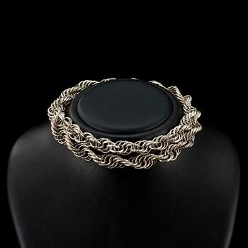 PARTI HALSBAND, 4 st. Silver. Vikt 177 g.