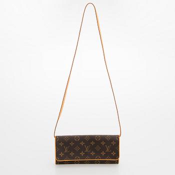 Louis Vuitton, "Monogram Pochette Twin", laukku.