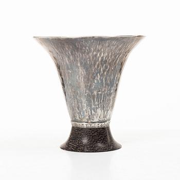 John Hardy,  a sterling silver beaker, with hardwood.