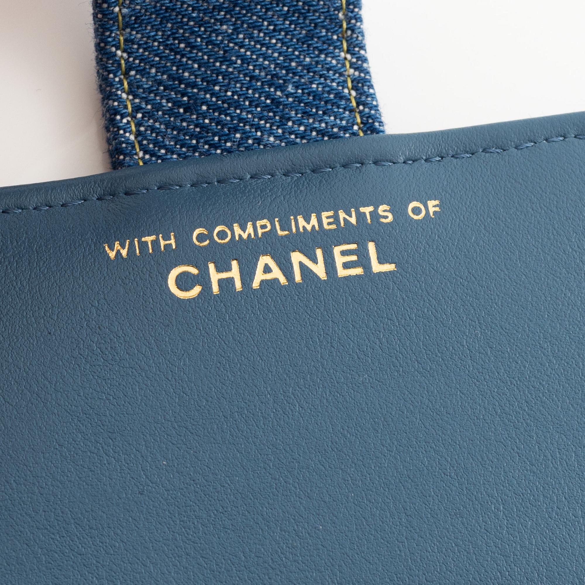 Chanel, passfodral.