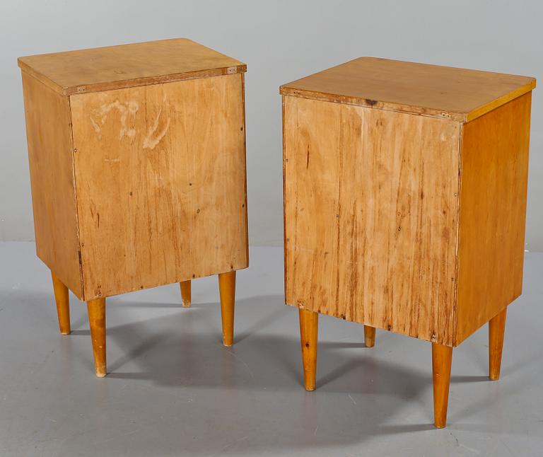 SÄNGBORD, ett par, 1900-talets andra kvartal.