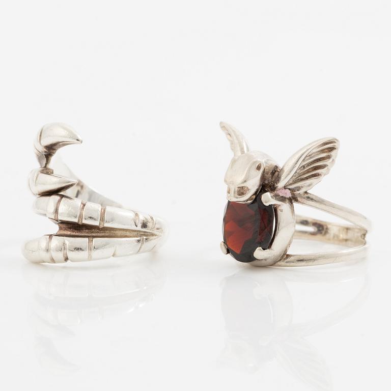 Maria Nilsdotter, ringar, två stycken, silver, "gargoyle ring" och "claw ring double".