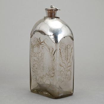 BRÄNNVINSFLASKA, glas och silver, märkt 184(8)?.