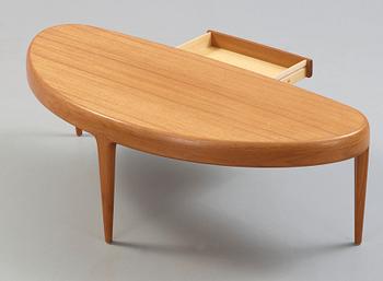 A Johannes Andersen teak sofa table, Sweden 1950-60's.