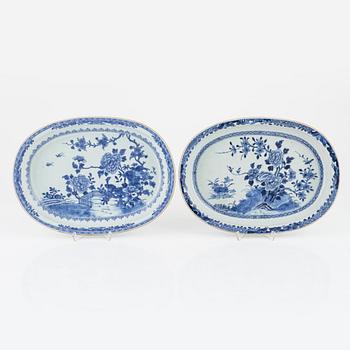 Two blue and white serving dishes, Qing dynasty, Qianlong (1736-95).