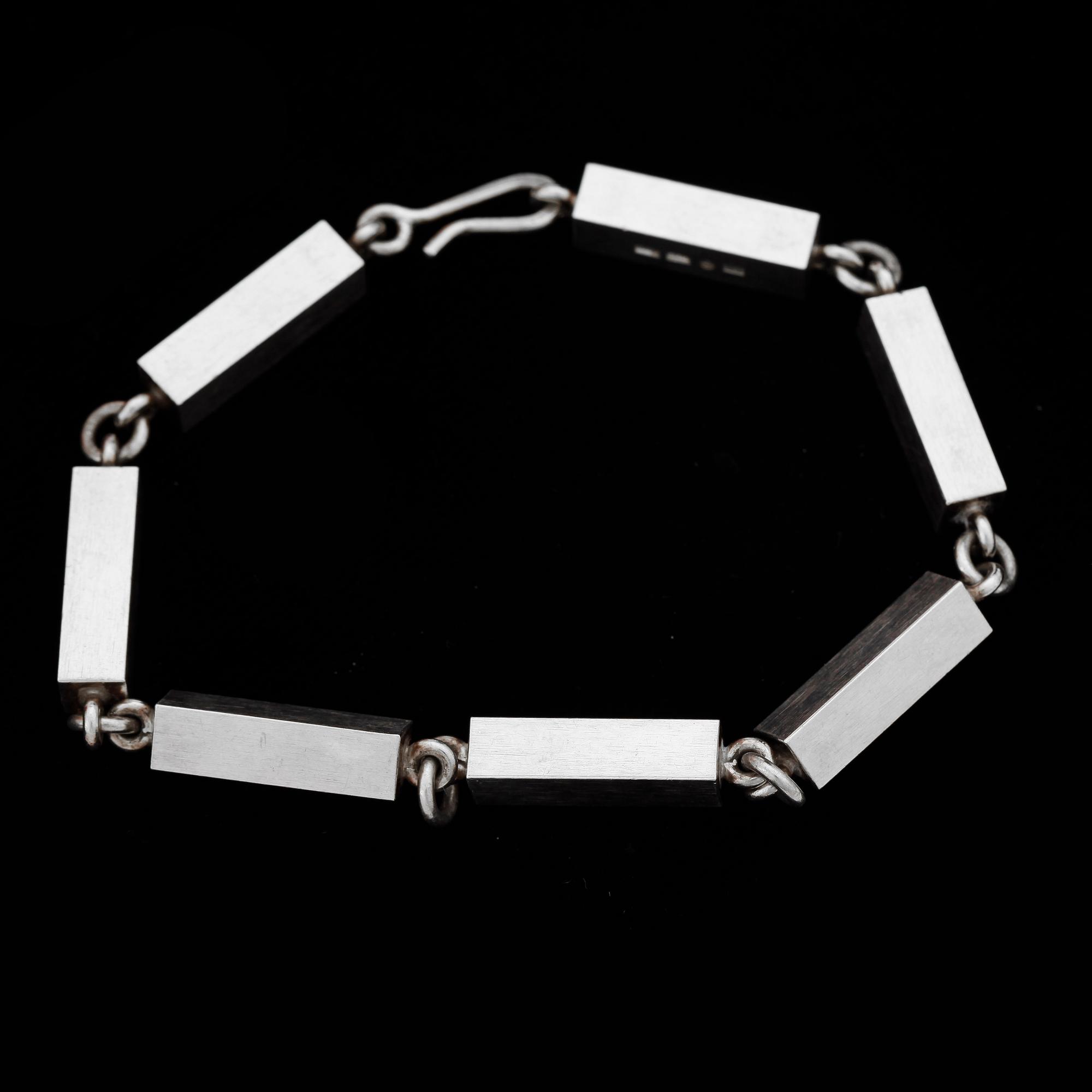 ARMBAND, silver, Rey Urban, Stockholm 1998(? otydlig stämpel)vikt ca 35 gr.