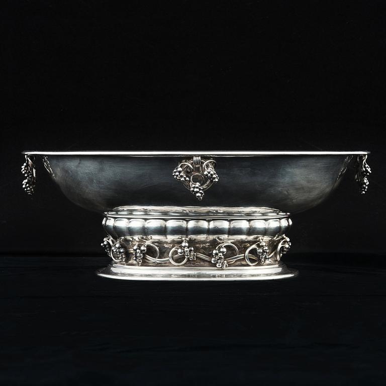 Georg Jensen, jardinière, Köpenhamn 1919, 830/1000 silver, design nr 296. Modellen formgiven samma år, 1919.