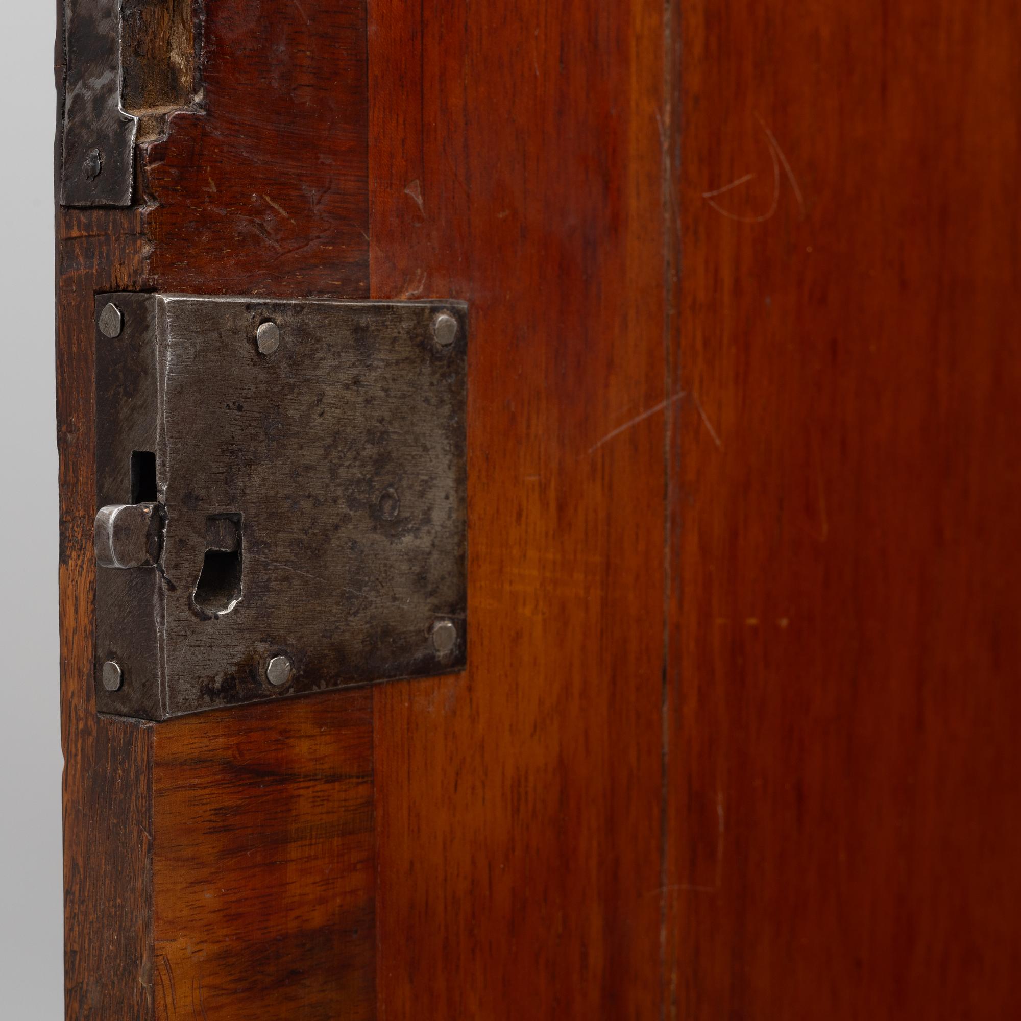 Salsskåp, 1700-talets andra hälft. Rokoko.