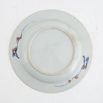 A matched set of 7 Chinese Export soup dishes, Qing dynasty, 18th century.