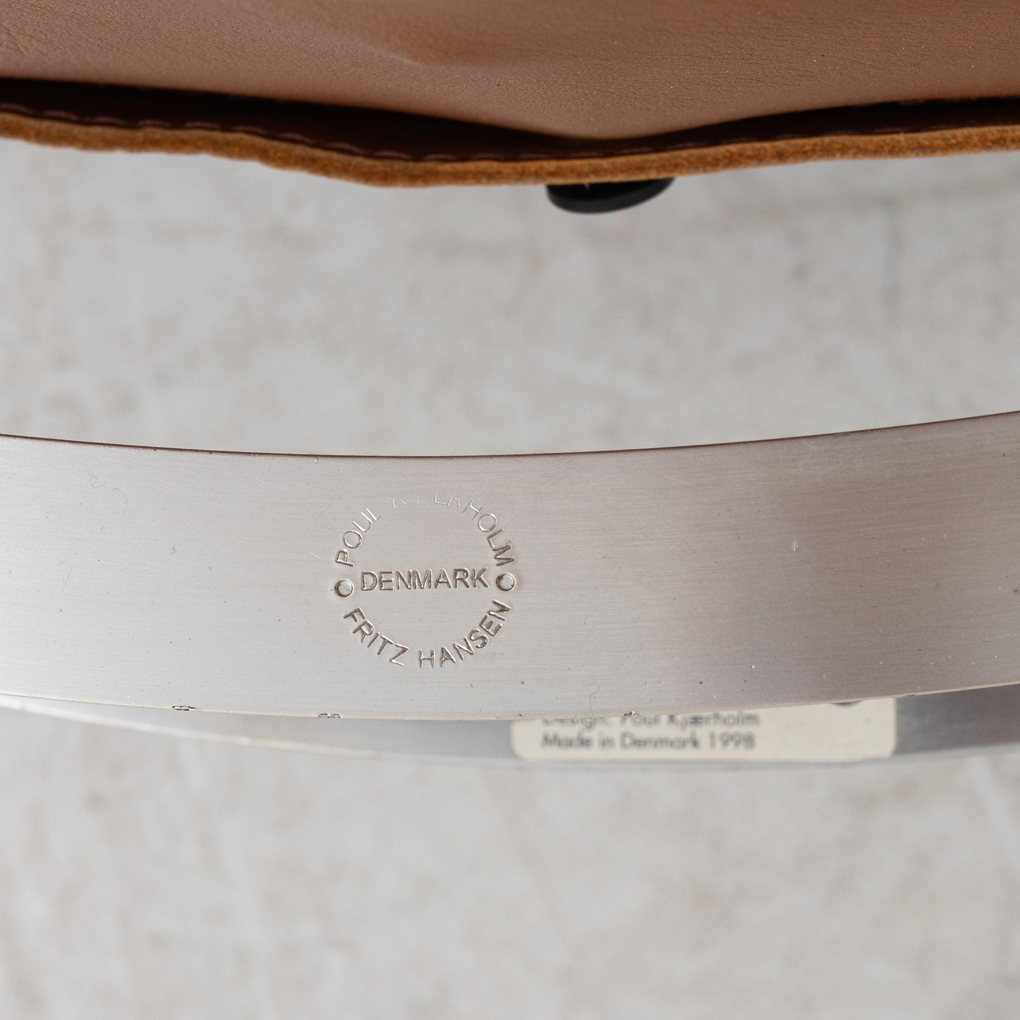 Poul Kjaerholm, fåtöljer, ett par, "PK 22", Fritz Hansen, Danmark, 1998.