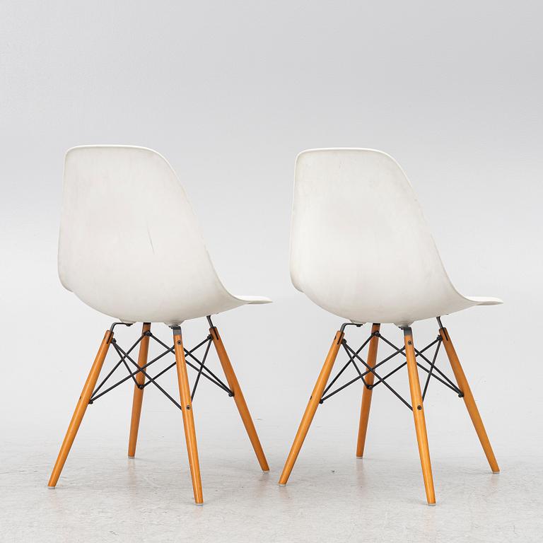 Charles & Ray Eames, stolar, ett par, "Plastic chair DSR", Vitra,