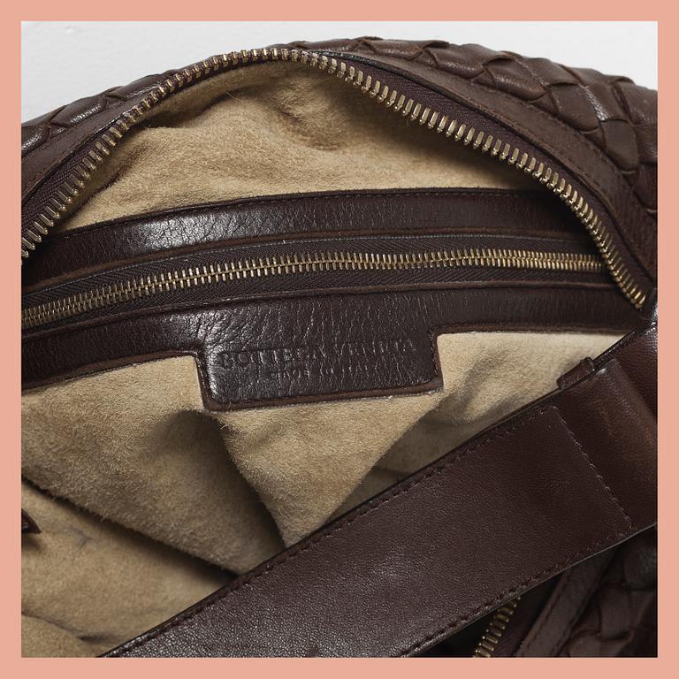 VÄSKA, Bottega Veneta.