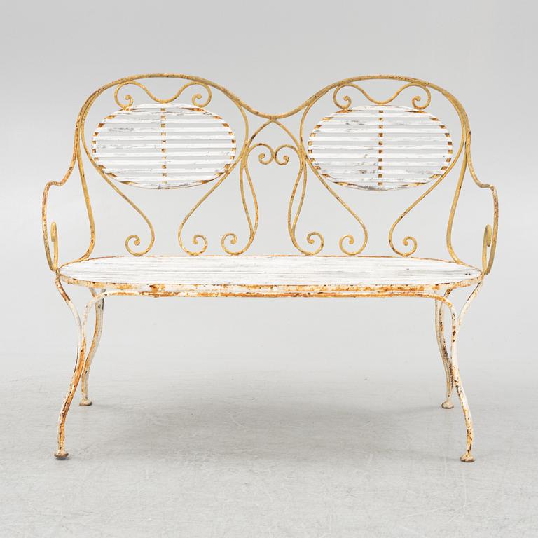 Trädgårdssoffa, två stolar, två karmstolar, Skoglund & Olsson, Gefle, 1900-talets första hälft.