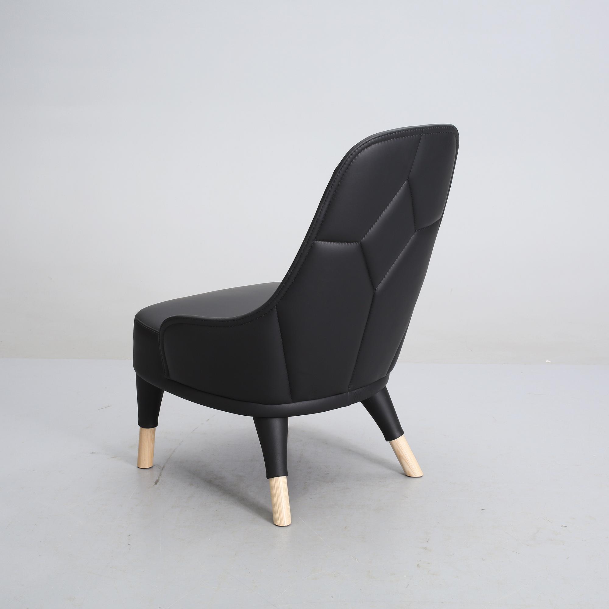 FÅTÖLJ, "Emma", Fredrik Färg och Emma Marga Blanche, Gärsnäs, 2000-tal.