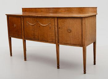 MATSALSMÖBEL, 12 delar, gustaviansk stil, 1900-talets första hälft.