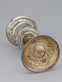 PRAKTPOKAL, underhaltigt silver, nyrenässans, TH Müller, Tyskland, dat 1897, vikt ca 1400 gram.