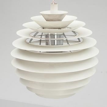 TAKLAMPA, "PH Globe", Poul Henningsen för Louis Poulsen. Höjd c:a 60 cm.