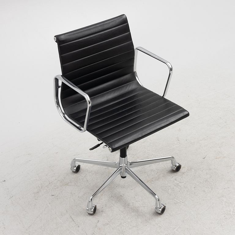 Charles & Ray Eames, office chair, "EA117", Vitra.