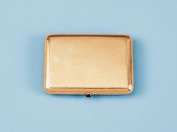 936. A Russian 20th century gold cigarette-case, unidentified makers mark, St.Petersburg 1908-1917.