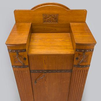 Kaappi, 1900-luvun alku.