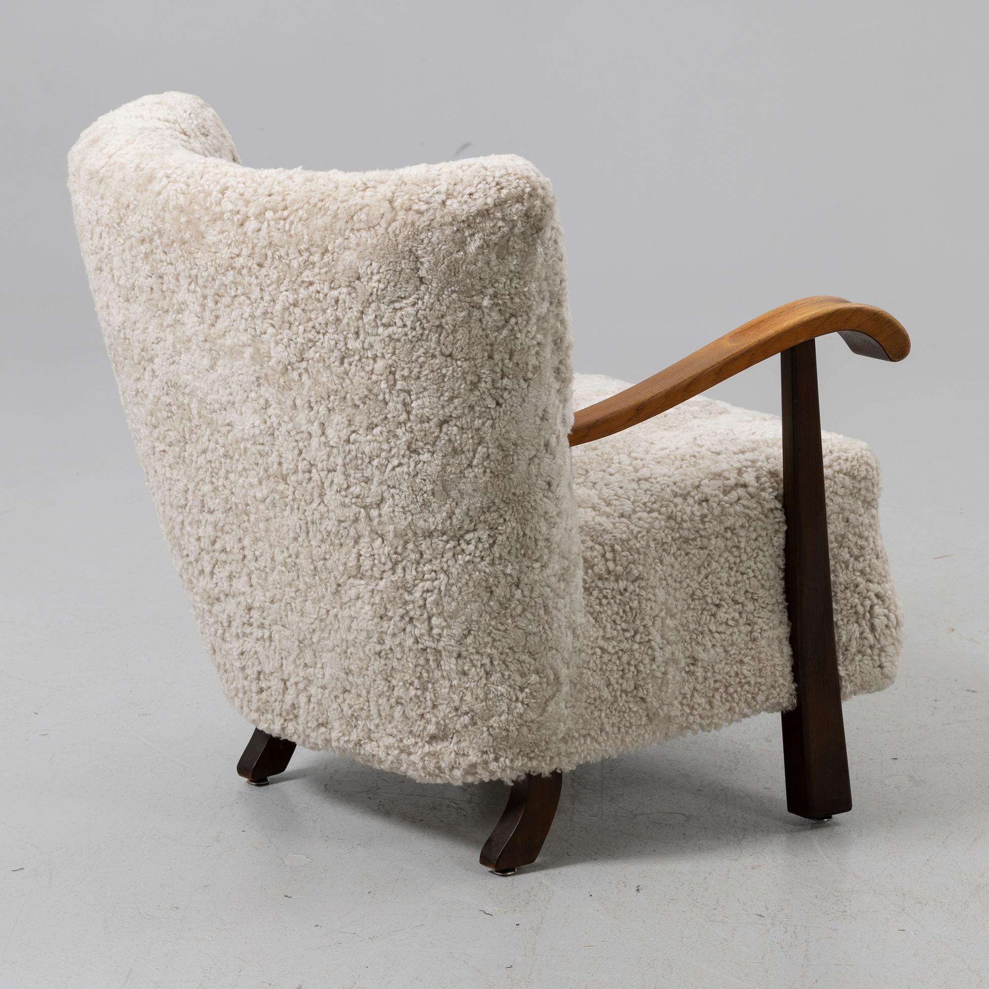 Armchair, Danish master cabinetmaker, 1940s.