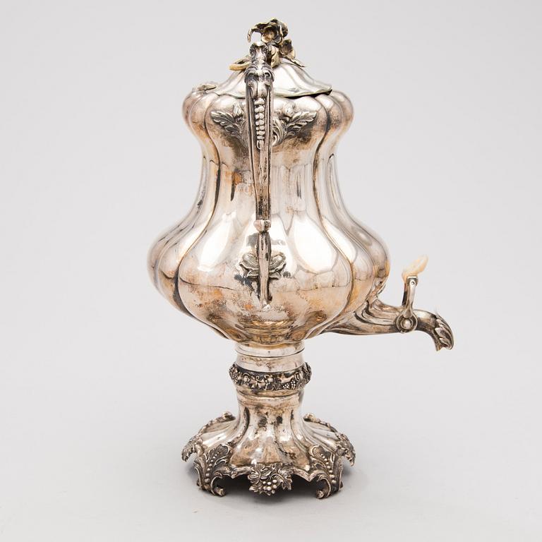 A Finnish neo rococo silver samovar by Anders Wilhelm Felixsson, Lovisa 1851.