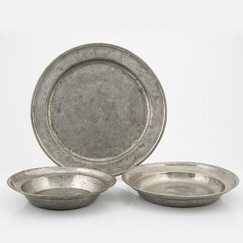 Fat, 3 st, tenn, bl a Johan Daniel Schmitt, Norrköping 1748.