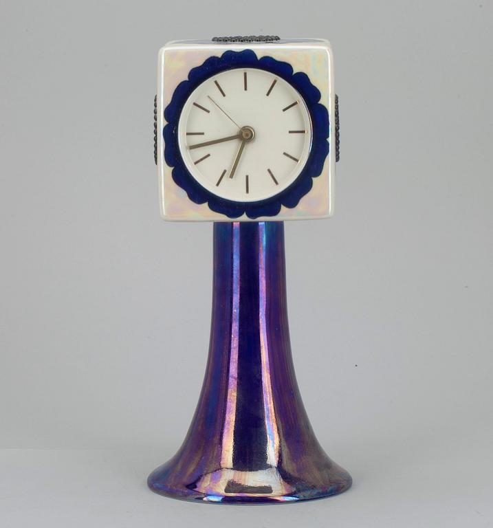 Birger Kaipiainen, BORDSKLOCKA.