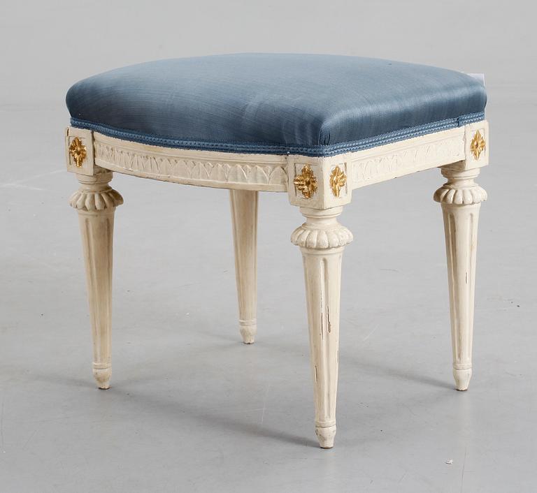 TABURETT, gustaviansk, 1700-talets andra hälft.