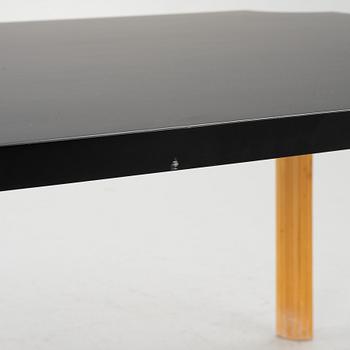 Alvar Aalto, Coffee table, model MX800A, Artek, Finland.