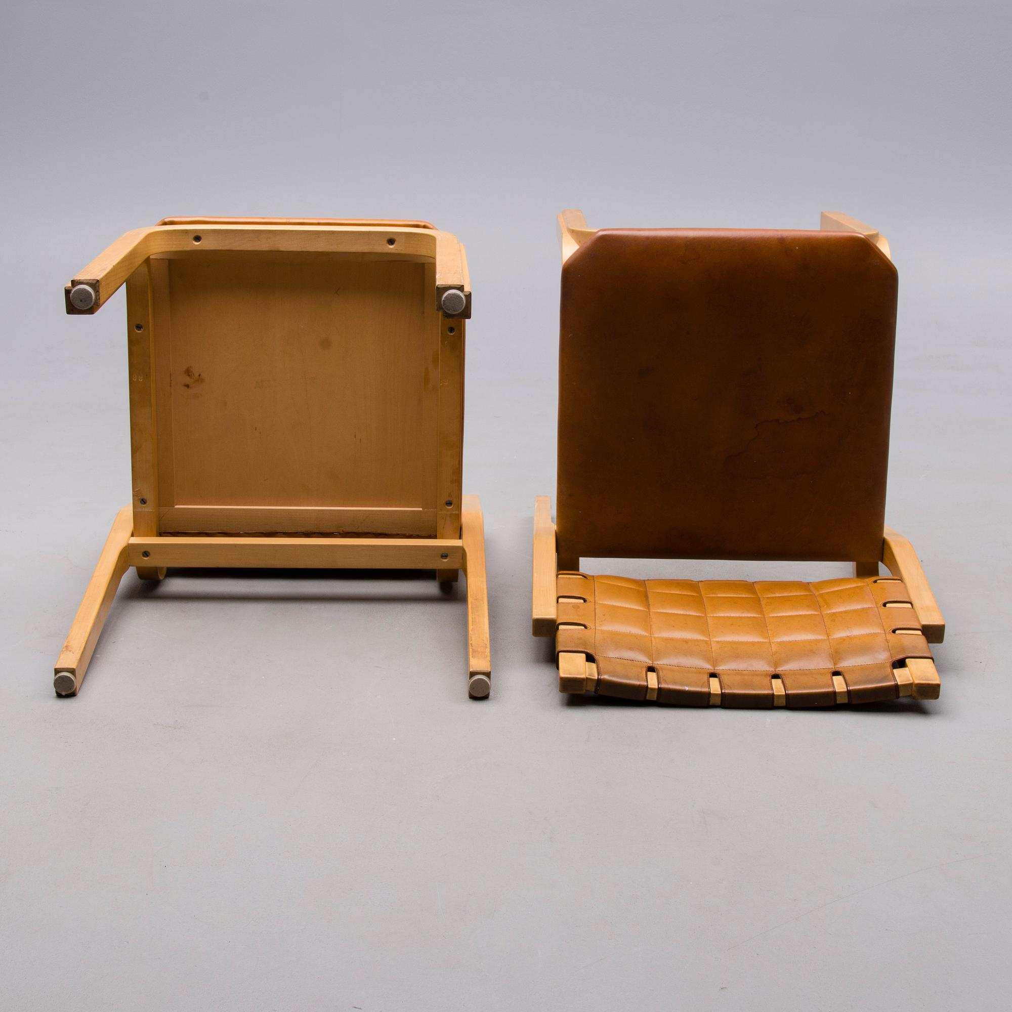 MATBORD, modell H92 samt STOLAR, 4 kpl, modell 612, Alvar Aalto, Artek.
