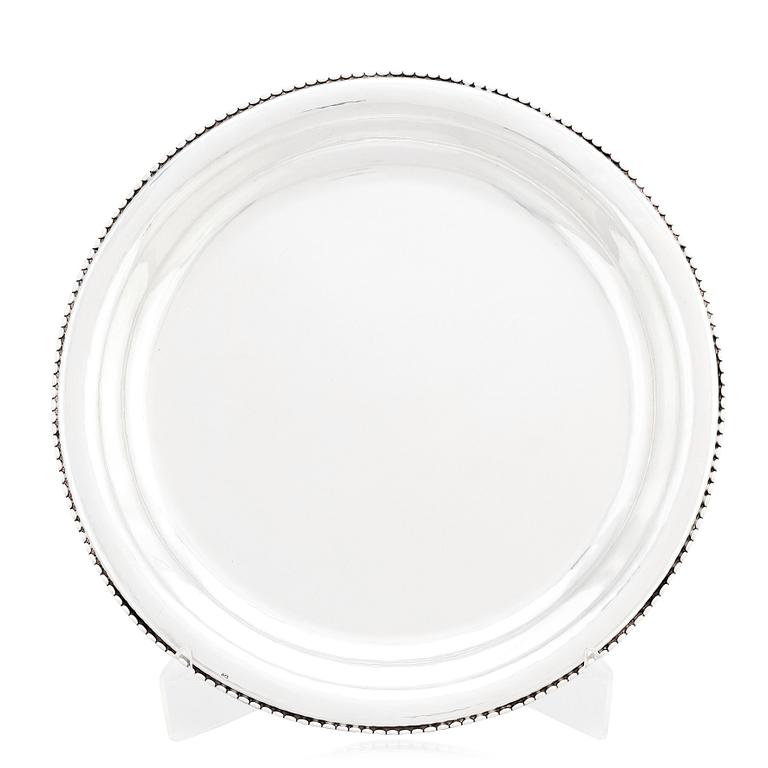 Georg Jensen, bricka, modell 290, Köpenhamn 1915-27, svenska importstämplar GABF.
