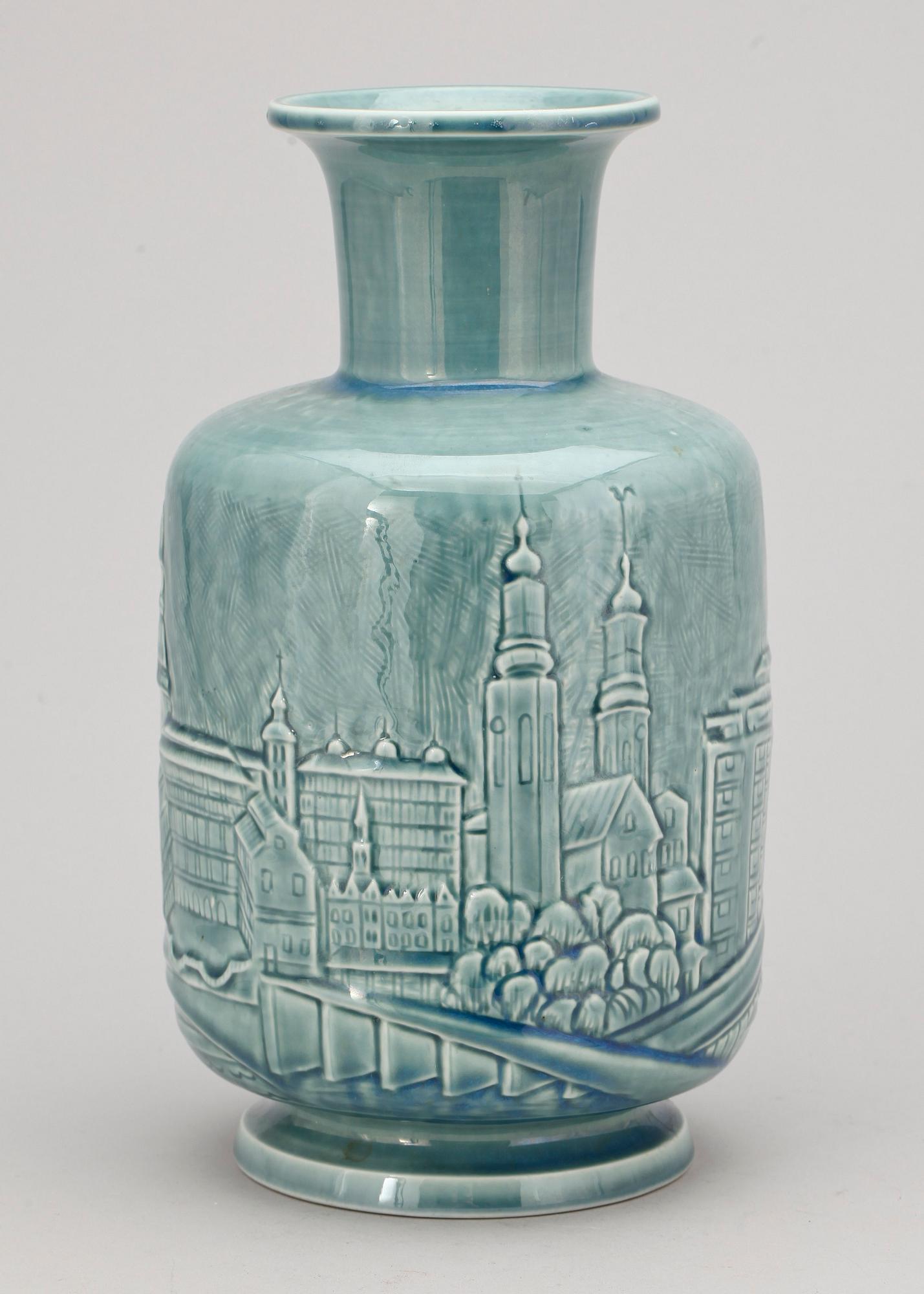 VAS, Sven Wejsfeldt, signerad med studiohanden och daterad 1987.